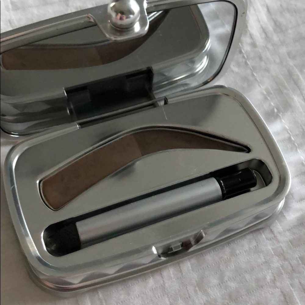 Benefit fool proof brow powder